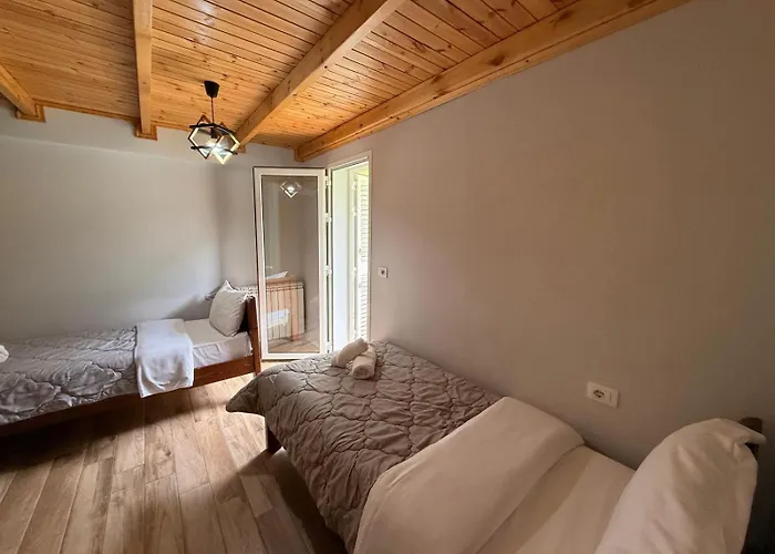 Bujtina Tinari Theth Bed & Breakfast