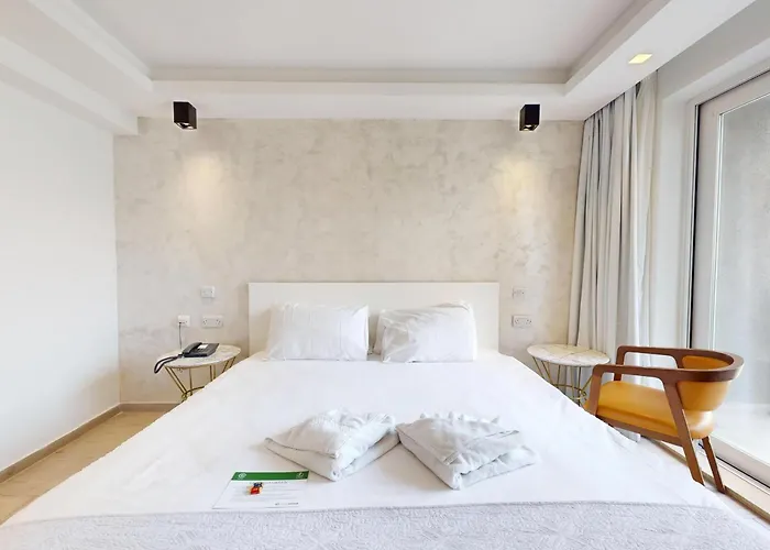 The G Hotel By Jl Saint Julian's