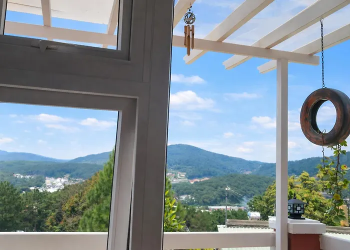 Trang Non House Hotel Da Lat