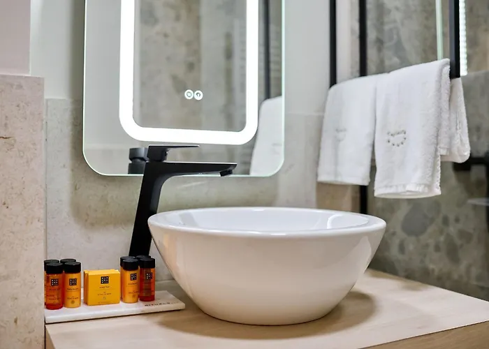 Alezzi Infinity Aparthotel & Spa Navodari