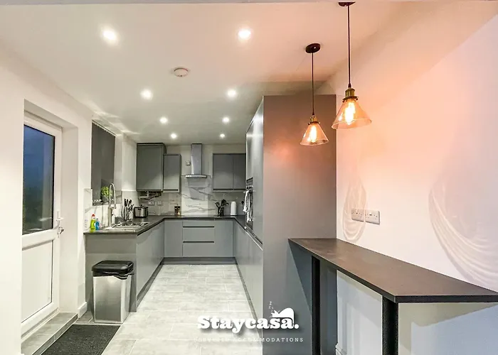 Princess Hideout 5Min To City With Street Parking Manchester