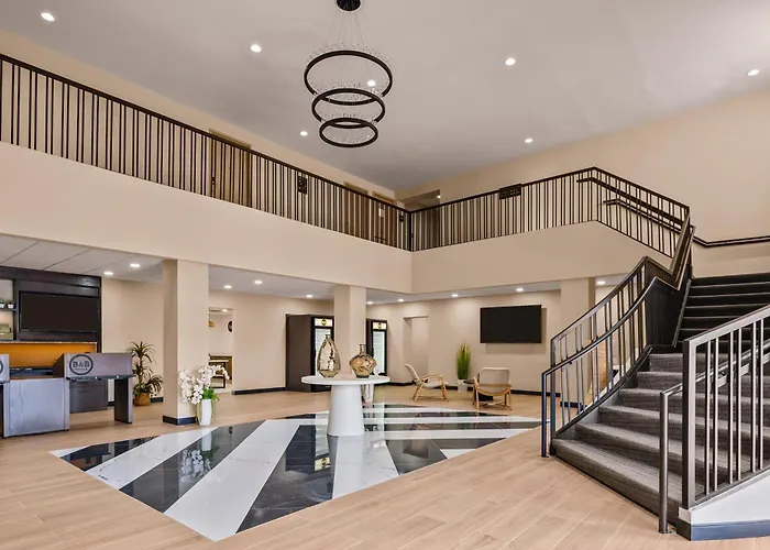 B&B Hotel Jacksonville Airport - Newly Renovated!