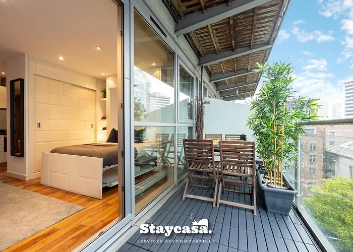 Sunset Haven Studio With Balcony And Free Parking Manchester