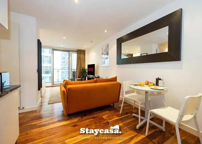 Sunset Haven Studio With Balcony And Free Parking Manchester