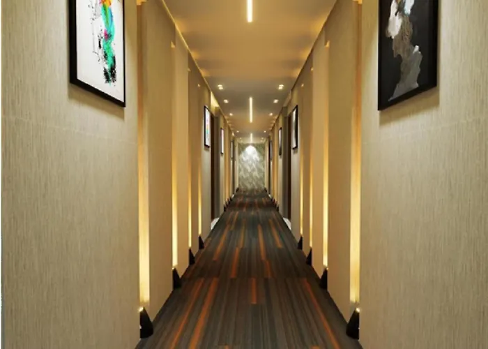 Monsoon Courtyard Luxury Hotel Dhaka