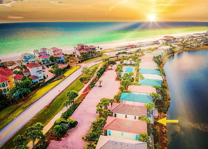 Margarita Villa B- Heated Pool, Beach, Waterfront Destin
