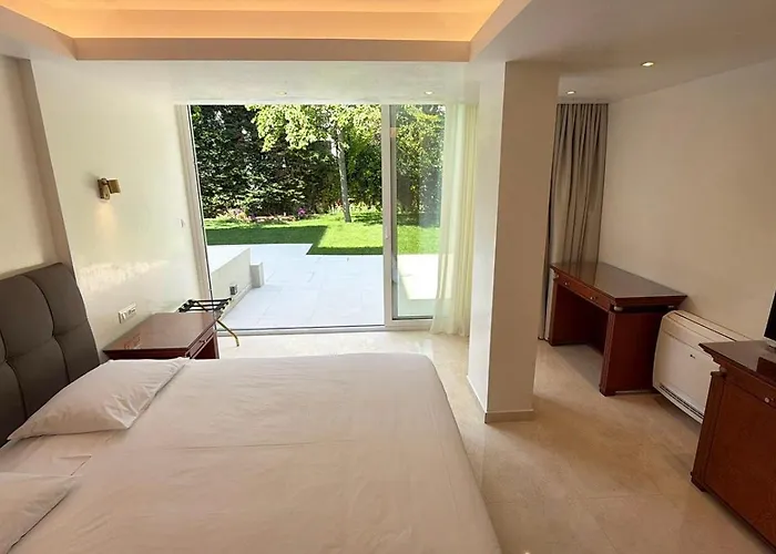 Theoxenia House Hotel Athens