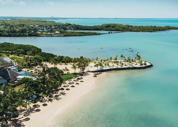 Radisson Blu Azuri Resort & Spa Roches Noires