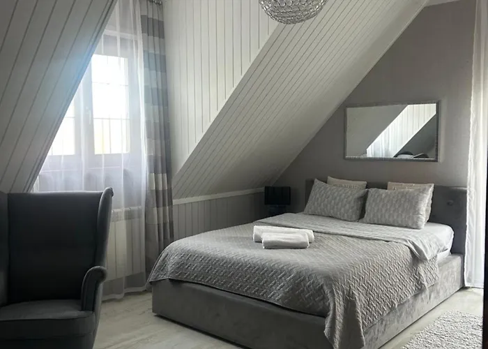 Gosciniec Pod Lipa Apartment Mikołajki