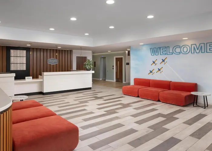 Hampton By Hilton London Stansted Airport Hotel Stansted Mountfitchet