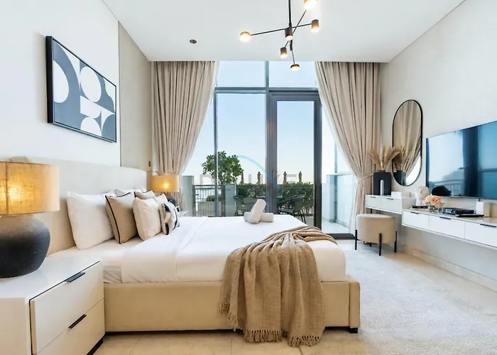 Stylish Studio With Sea Views And Direct Access To The Pool From Balcony, The Anwa By Omniyat, Dubai Maritime City By Deluxe Holiday Homes