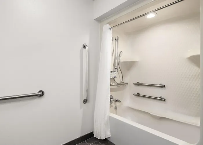 Garner Hotel Albuquerque West By Ihg