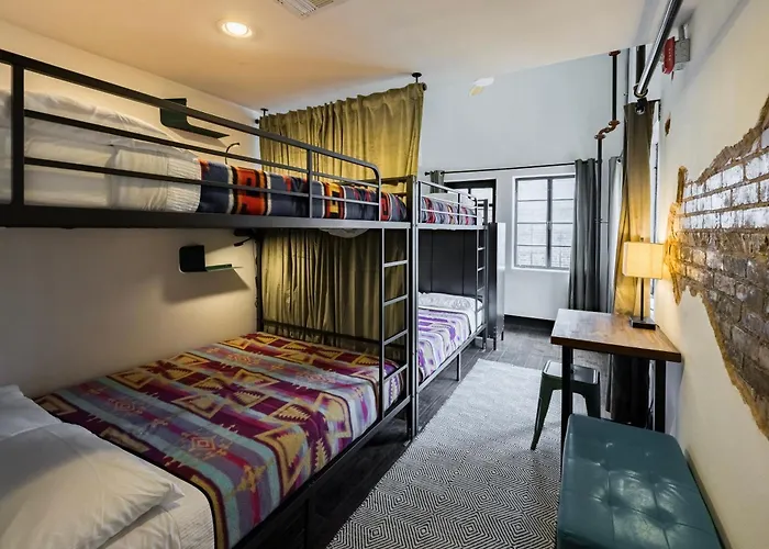 Firehouse Hostel (Adults Only) Austin