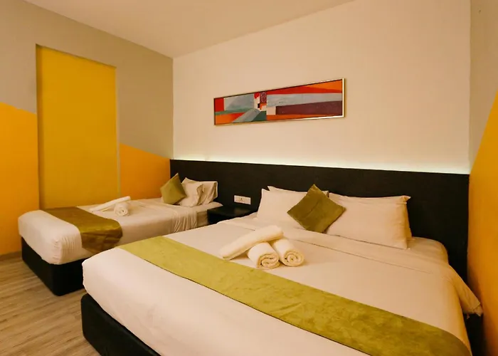 Swing & Pillows - Golden Roof Hotel Sunway Ipoh