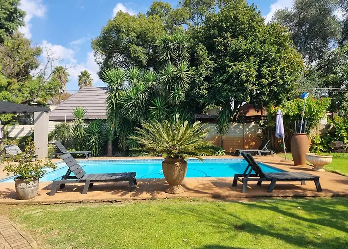 Aerotropolis Guest Lodge Kempton Park