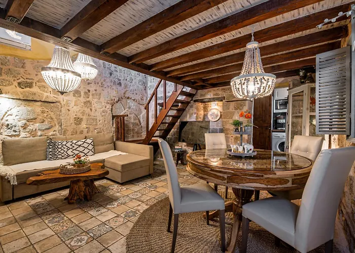 George & Alexandra'S Apartments Rhodes City