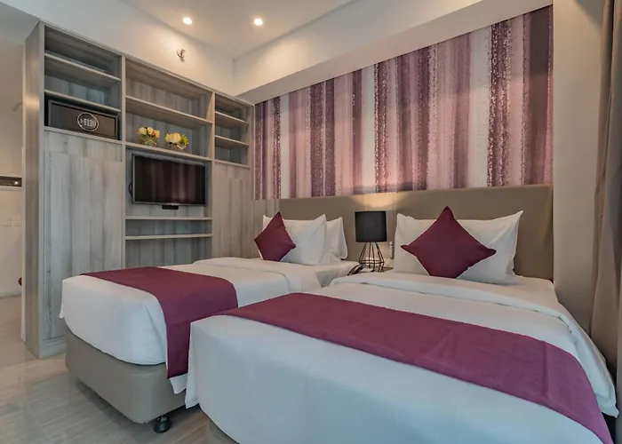 Bayfront Hotel Cebu Capitol Site