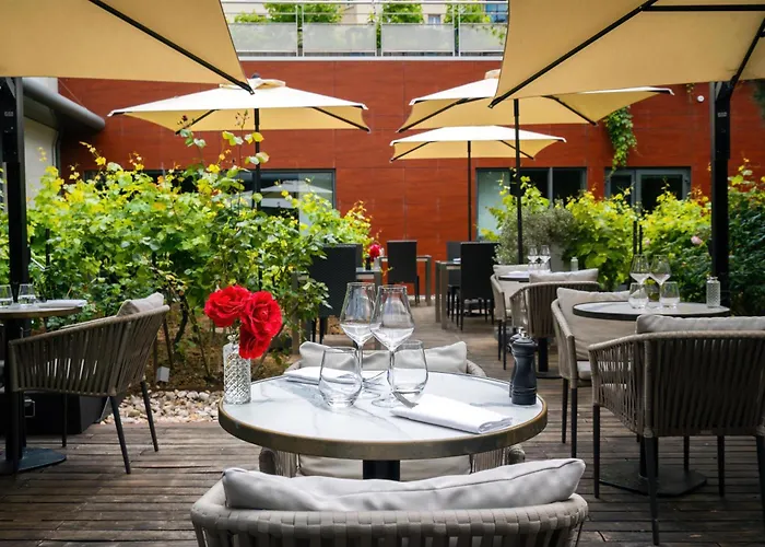 Doubletree By Hilton Paris Boulogne Hotel