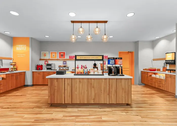 Hampton Inn & Suites El Paso West Borderland