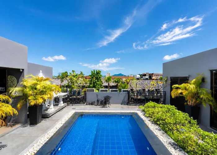 Ploen Chaweng By Tolani Hotel