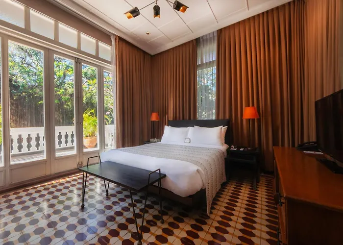 The Henry Hotel Manila Pasay
