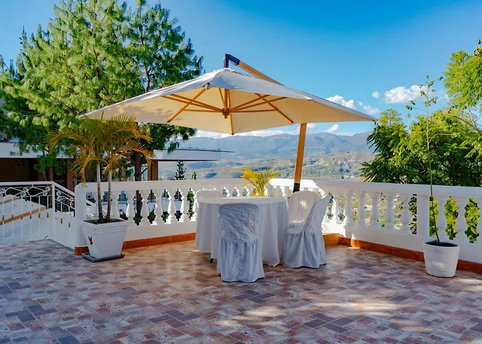 Umaru Hotel Ayacucho