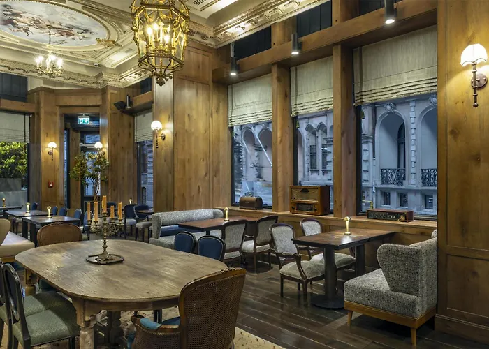 Palazzo Donizetti Istanbul, Tapestry Collection By Hilton Hotel