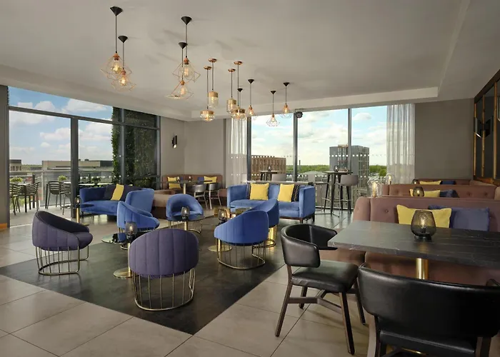 Doubletree By Hilton Lincoln Hotel