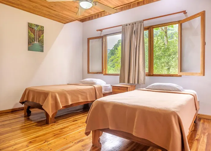 Rancho Margot Sustainable & Self Sufficient Eco Lodge El Castillo