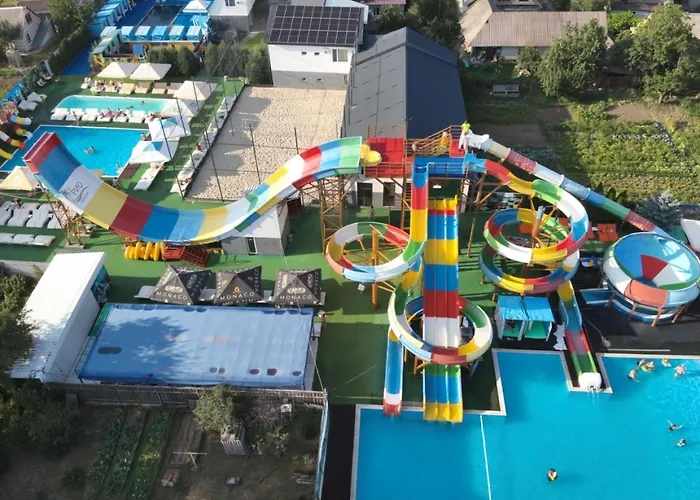 Hotel Lux Aquapark Poltava