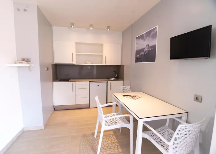 Apartamentos Bora Bora - Adults Only Playa d'en Bossa
