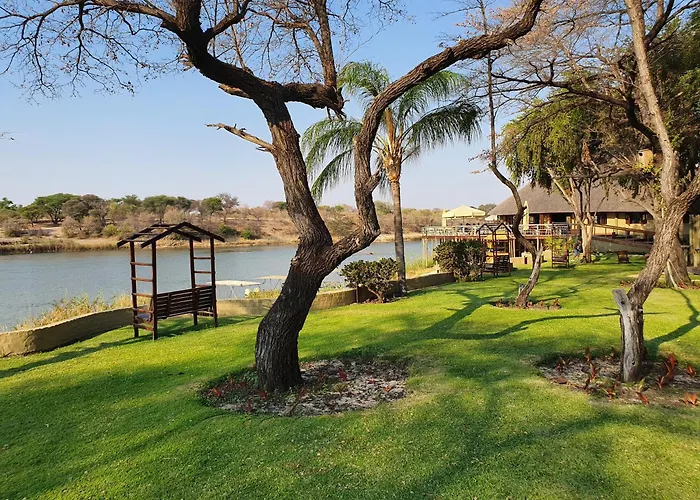Gondwana Hakusembe River Lodge Rundu
