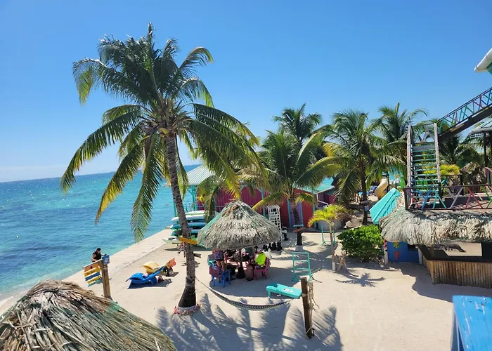 King Lewey'S Island Resort Placencia