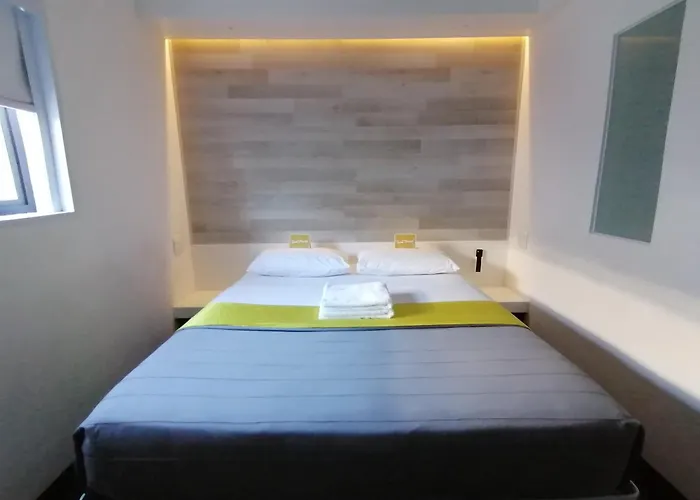 Check Inn Hotel Cape Town