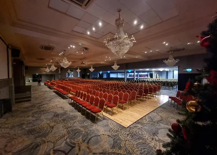 Treacys West County Conference And Leisure Centre Hotel Ennis