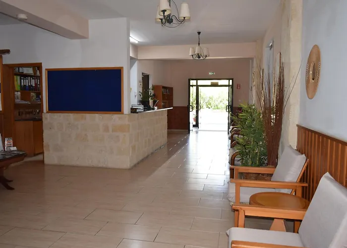 Anna Hotel Apartments Kissonerga