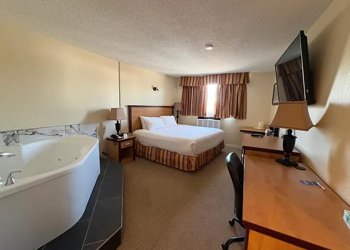 Park West Inn Saint James