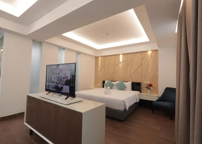 Golden Tulip Essential Makassar Hotel