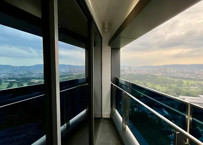 Eaton Residence Klcc By Flixses Kuala Lumpur