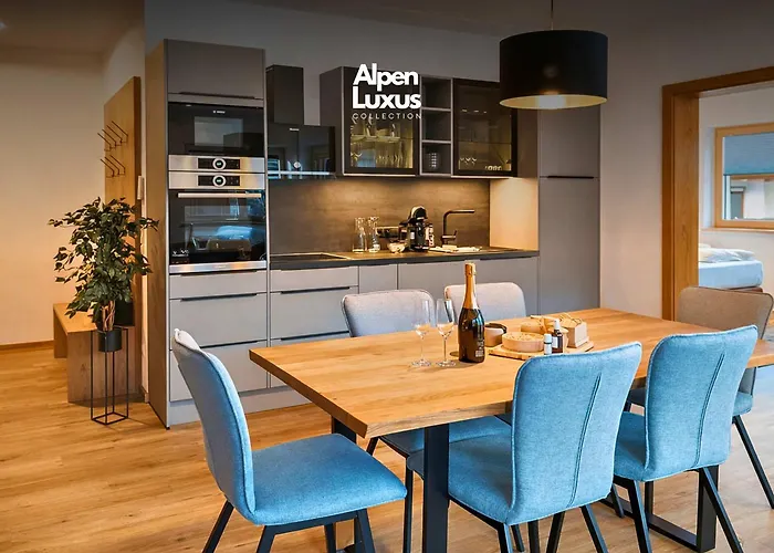 Ruhestube - Design Apartment With Balcony Fuegen