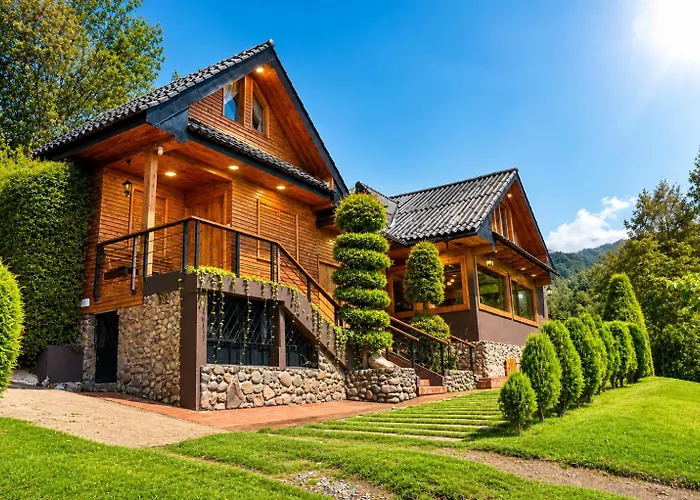 Vacaciones En Cuenca, Quedate En Picota Cucho Una Encantadora Quinta Vip Con Jacuzzi, Turco, Zona Bbq A 10Km Del Centro De La Ciudad - 20 Huespedes - 3 Habitaciones