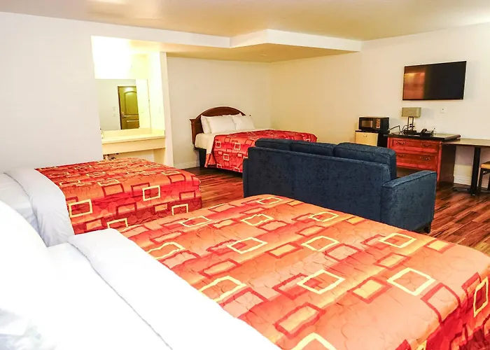 Tropic Lodge Garden Grove