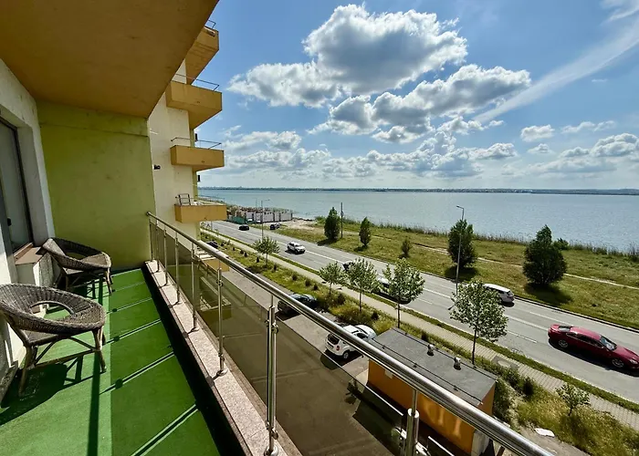 Aida Summer Mamaia
