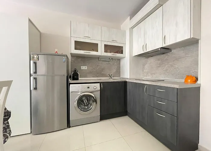 Admiral Plaza Premium Suites Sunny Beach