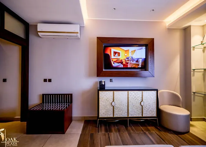 Oak Plaza Suites Kumasi