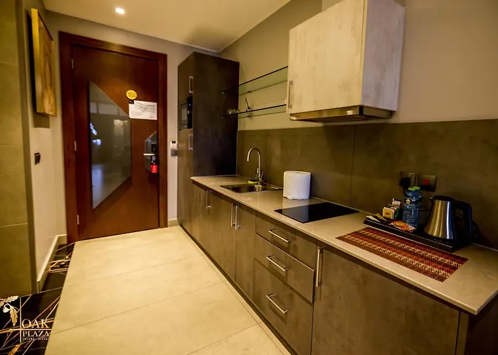 Oak Plaza Suites Kumasi