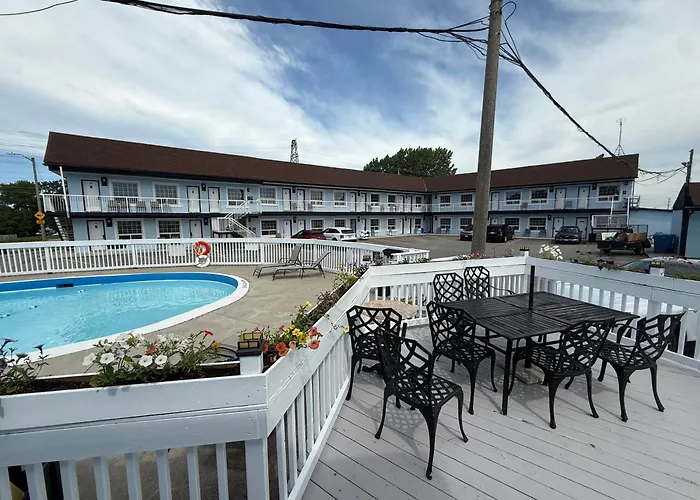 Falls Lodge By The Falls Niagara Falls