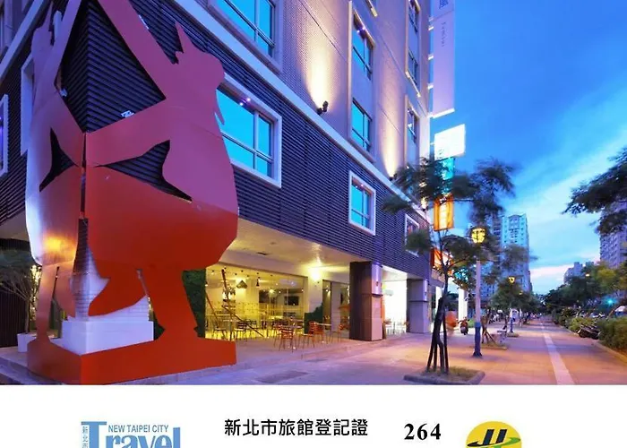Hotelday Plus Tamsui