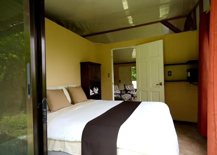 Essence Arenal Spa & Yoga El Castillo