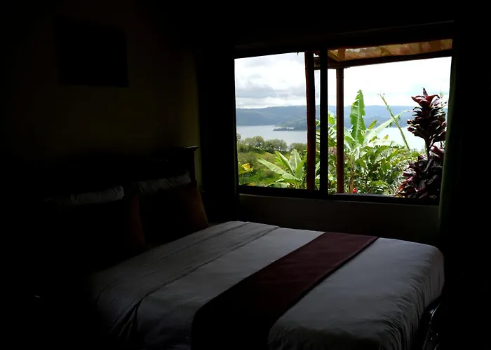 Essence Arenal Spa & Yoga El Castillo